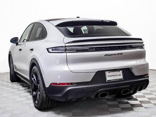 2026 Porsche Cayenne GTS