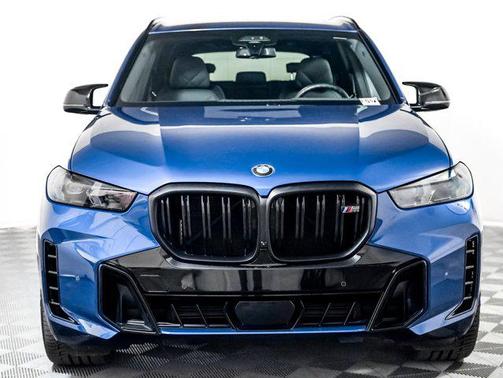 2024 BMW X5 M60i
