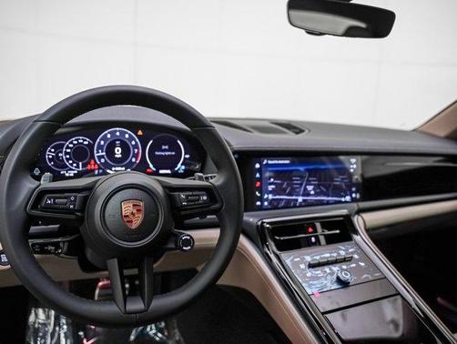 2026 Porsche Panamera RWD