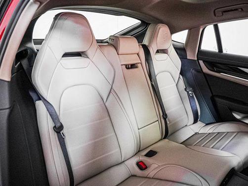 2026 Porsche Panamera RWD