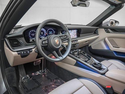 2025 Porsche 911 Carrera