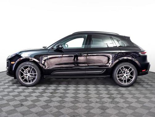 2025 Porsche Macan AWD