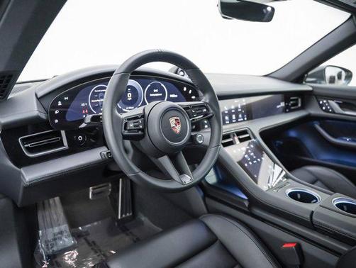 2025 Porsche Taycan 4