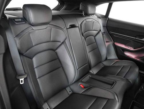 2025 Porsche Taycan 4