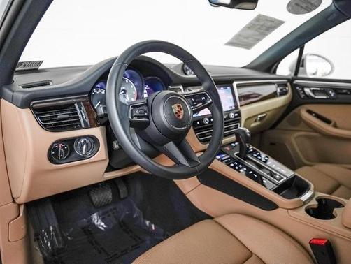 2025 Porsche Macan S