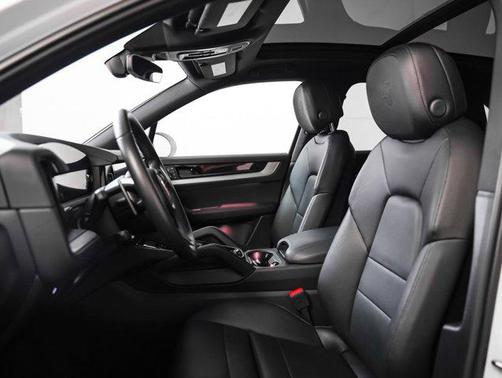 2025 Porsche Cayenne Cayenne