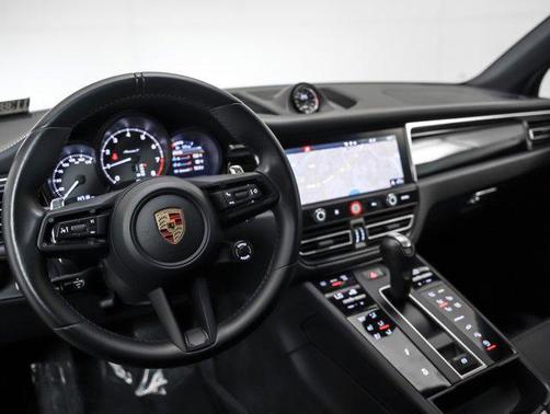 2024 Porsche Macan T