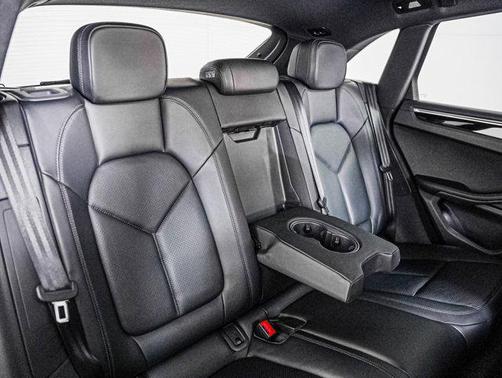2024 Porsche Macan T