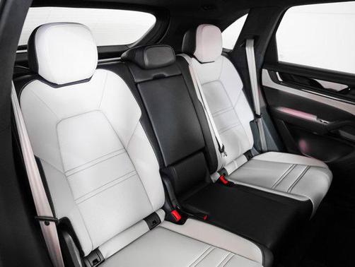 2026 Porsche Cayenne GTS