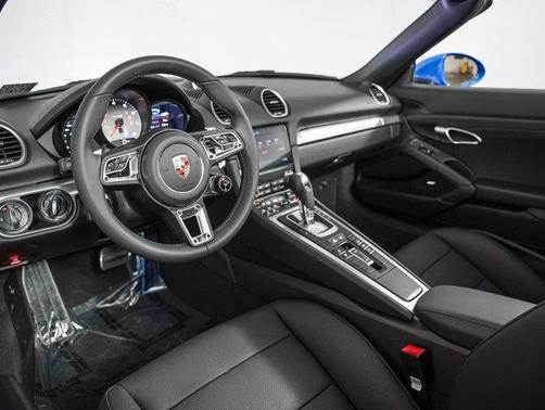 2025 Porsche 718 Boxster S