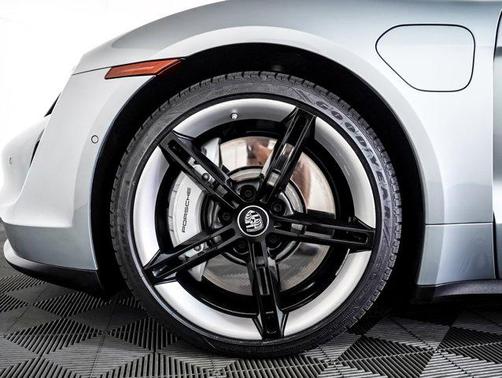 2022 Porsche Taycan RWD