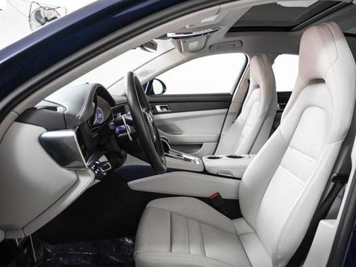 2021 Porsche Panamera 4