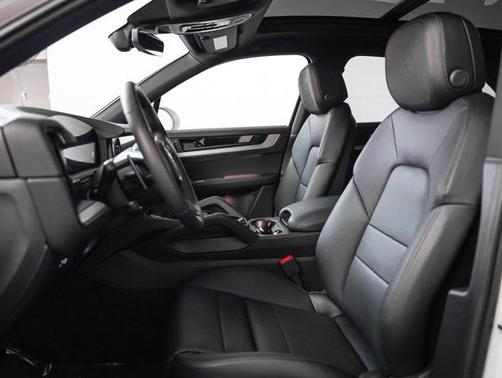 2025 Porsche Cayenne Cayenne