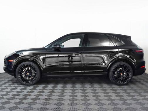 2023 Porsche Cayenne S