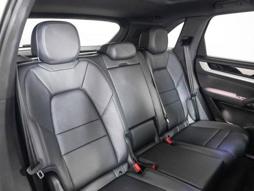 2025 Porsche Cayenne Cayenne