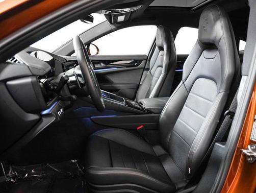 2025 Porsche Panamera RWD
