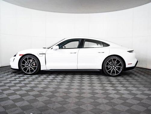 2024 Porsche Taycan RWD