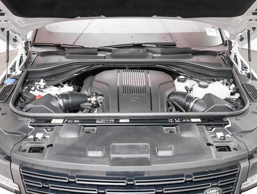 2025 Land Rover Range Rover Sport SE