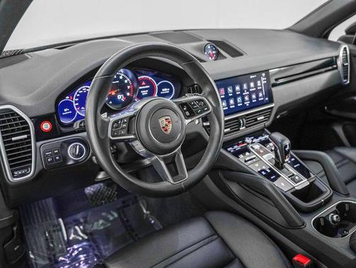 2023 Porsche Cayenne