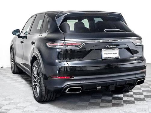 2023 Porsche Cayenne
