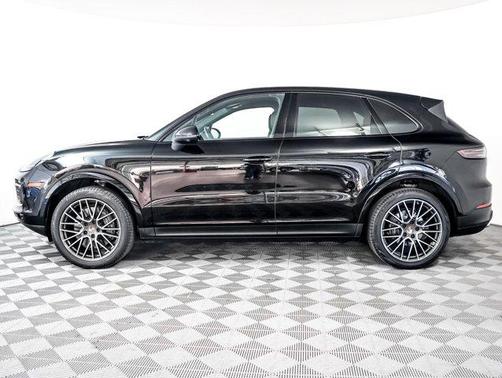 2023 Porsche Cayenne