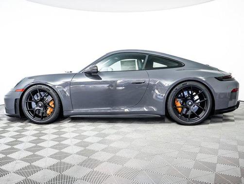 2026 Porsche 911 GT3 w/Touring Package