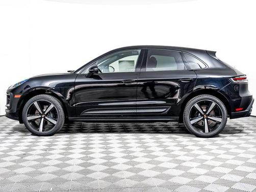 JET BLACK 2026 Porsche Macan Macan