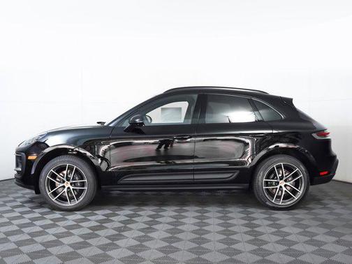 2026 Porsche Macan AWD