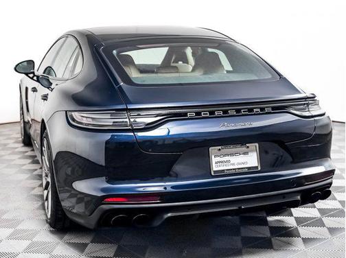 NIGHT BLUE 2023 Porsche Panamera Platinum Edition