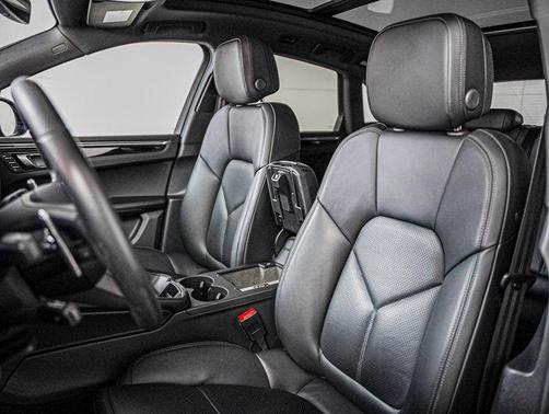 2024 Porsche Macan S