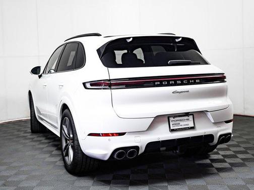 2025 Porsche Cayenne Cayenne