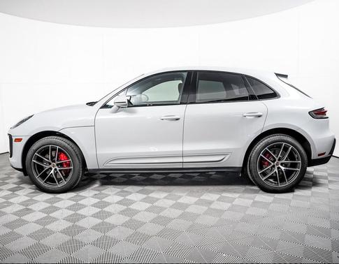 White 2024 Porsche Macan Macan