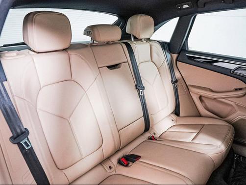 White 2024 Porsche Macan Macan