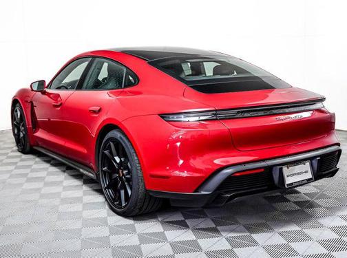 2025 Porsche Taycan GTS