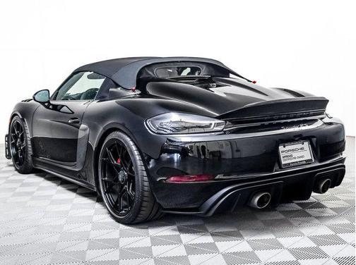 2025 Porsche 718 Spyder RS