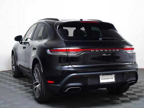2026 Porsche Macan AWD