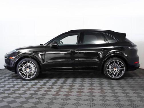 2021 Porsche Cayenne Turbo
