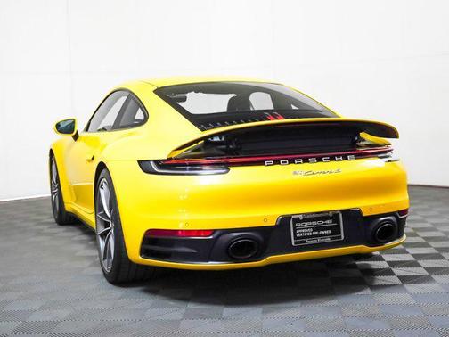 2020 Porsche 911 Carrera S