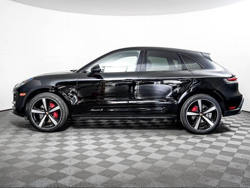 Black 2023 Porsche Macan Macan
