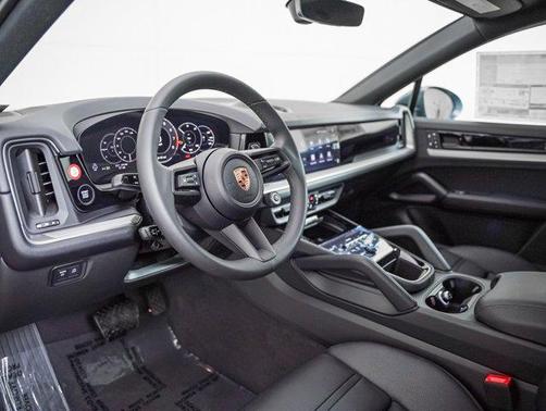VANADIUM GREY 2026 Porsche Cayenne Cayenne