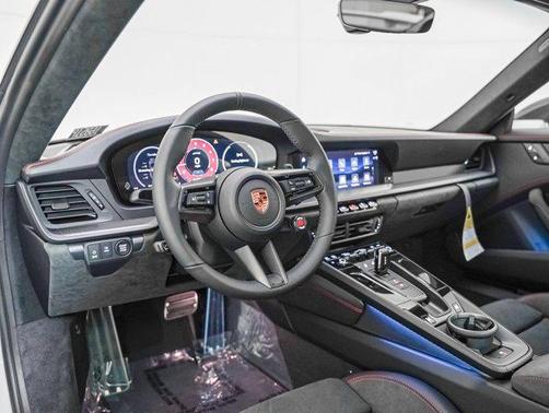 2026 Porsche 911 Carrera GTS