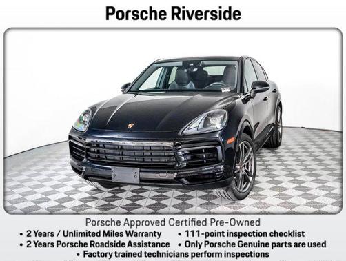 JET BLACK 2022 Porsche Cayenne Cayenne