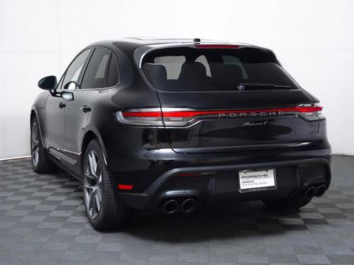 2025 Porsche Macan T