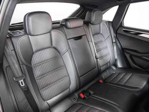 2025 Porsche Macan T