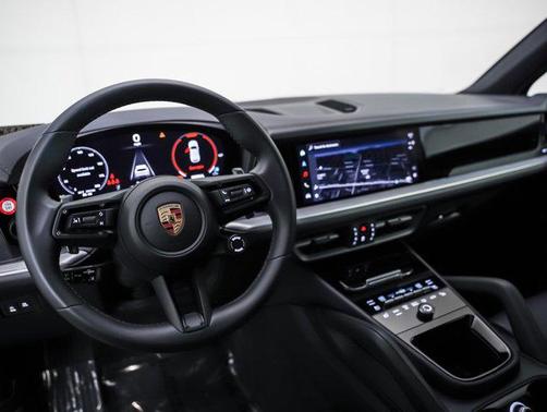 2025 Porsche Cayenne S