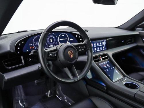 2022 Porsche Taycan 4