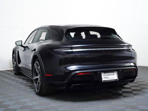 2022 Porsche Taycan 4