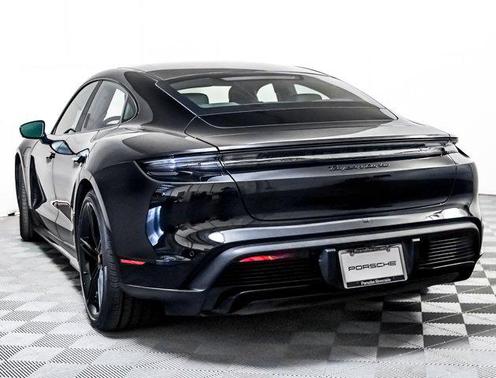 2021 Porsche Taycan Turbo
