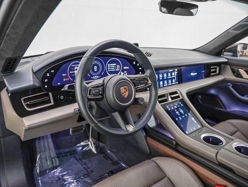 2021 Porsche Taycan Turbo