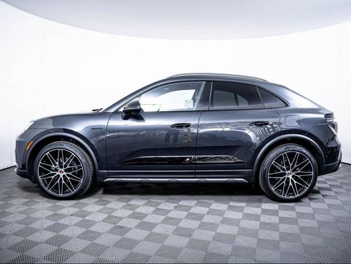 VOLCANO GREY 2025 Porsche Macan Macan Electric